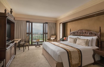 Sunrise Suite