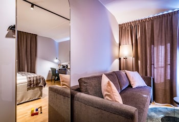 Family Room (Four)