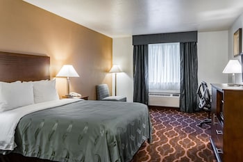 Standard Room, 1 Queen Bed, Non Smoking