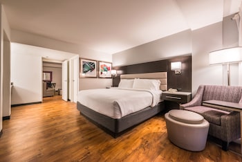 Standard Room, 1 Queen Bed