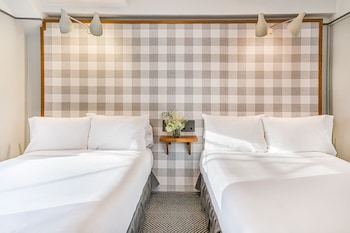 Superior Room, 2 Double Beds