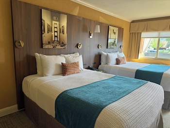 Deluxe Double Room, 2 Queen Beds