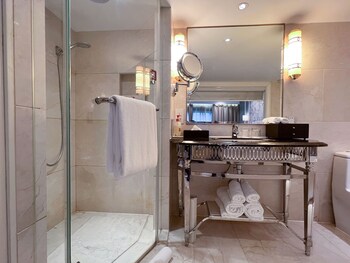 Junior Loft, Multiple Beds, Club Lounge Access (Lounge Access)