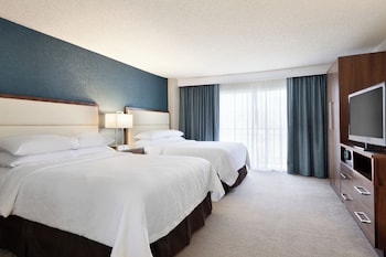 Premium Suite, 2 Queen Beds, Non Smoking
