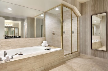 Penthouse, One King Bed, Non-Smoking