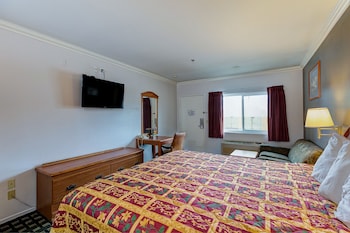Standard Room, 1 King Bed