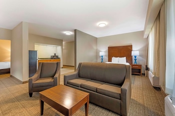 Suite, Multiple Beds, Non Smoking