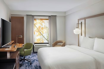 Room, 1 King Bed, Hearing Accessible