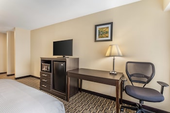Standard Room, 2 Queen Beds, Non Smoking