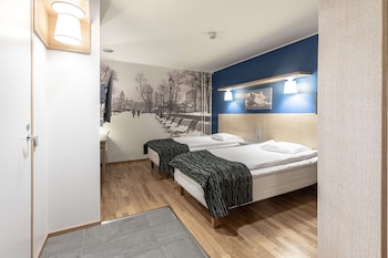 Twin Room, No Windows