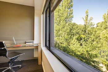 Standard Room, 2 Double Beds, Park View