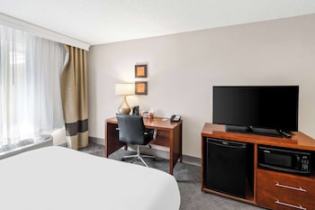 Standard Room, 2 Queen Beds, Non Smoking