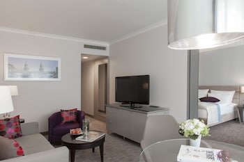 Suite, 1 King Bed