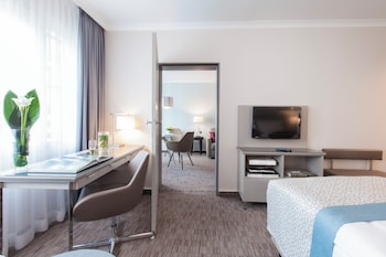 Suite, 1 King Bed