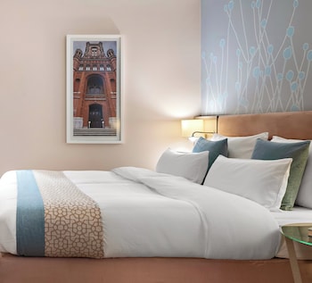 Standard Room, 1 King Bed