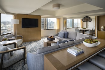 Suite, 2 Bedrooms, Bay View (Balcony)