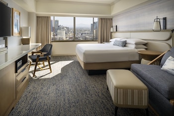 Room, 1 King Bed, City View (Hearing Accessible)