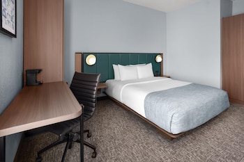 Room, 1 Queen Bed, Mobility Accessible, Non Smoking (Bathtub w/ Grab Bars)