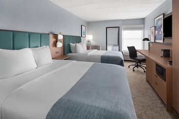Room, 2 Queen Beds, Non Smoking