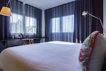 Junior Suite, 1 King Bed, Non Smoking