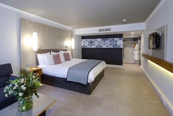 Premium Room, 1 King Bed, Club Lounge Access