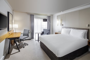 Premium Room, 1 King Bed, Club Lounge Access