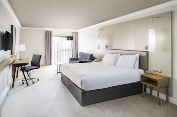 Premium Room, 1 King Bed, Club Lounge Access