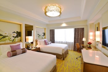 Club Room, 2 Twin Beds (Premier)