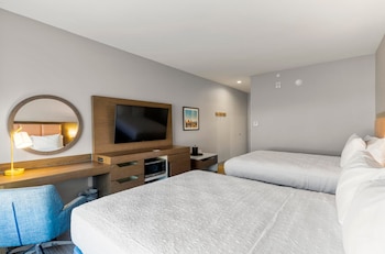 Room, 2 Queen Beds, Accessible, Non Smoking