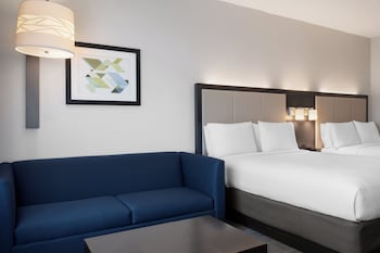 Suite, 2 Queen Beds