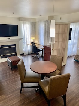 Suite, 2 Bedrooms
