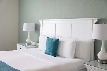 Standard Room, 1 King Bed