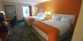 Room, 2 Queen Beds, Accessible, Non Smoking (Mobility)