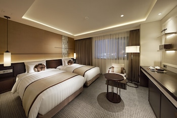 Premier Twin Room, Club Lounge Access (2 people)