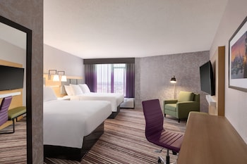Standard Room, 2 Queen Beds, City View