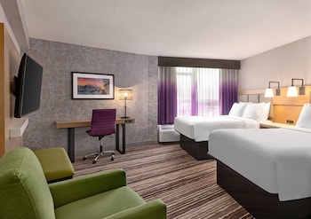 Standard Room, 2 Queen Beds, Roll-in Shower (Mobility)