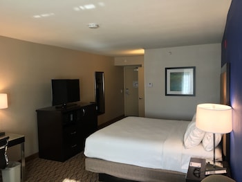 Standard Room, 1 King Bed