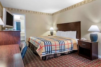 Room, 1 King Bed, Non Smoking (Upgrade)