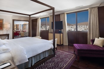 Royal Suite Club, 1 King Bed