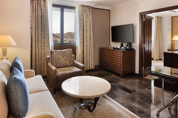 Junior Suite Club, 1 King Bed