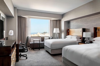 Room, 2 Double Beds (Hearing Accessible)