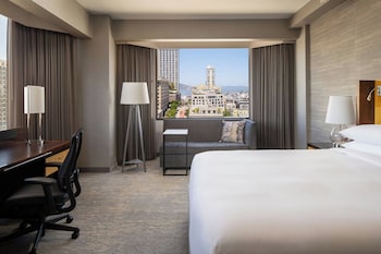 Room, 1 King Bed, Bay View or City View