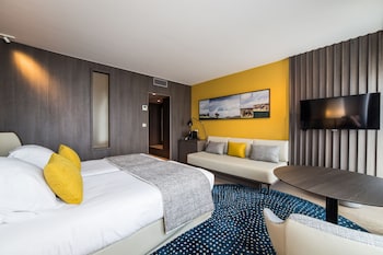 Superior Room, 3 Twin Beds, Non Smoking (Third bed is Single Bed)