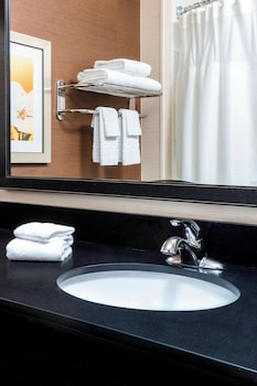 Room, 1 King Bed, Accessible Bathtub
