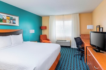 Room, 1 King Bed, Accessible Bathtub