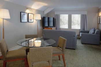 Ambassador Suite