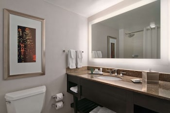 Junior Suite, One King Bed