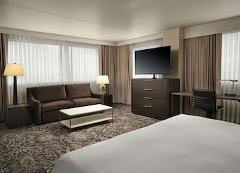 Junior Suite, One King Bed