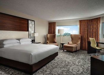 Junior Suite, One King Bed