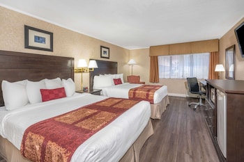 Room, 2 Queen Beds, Accessible, Non Smoking